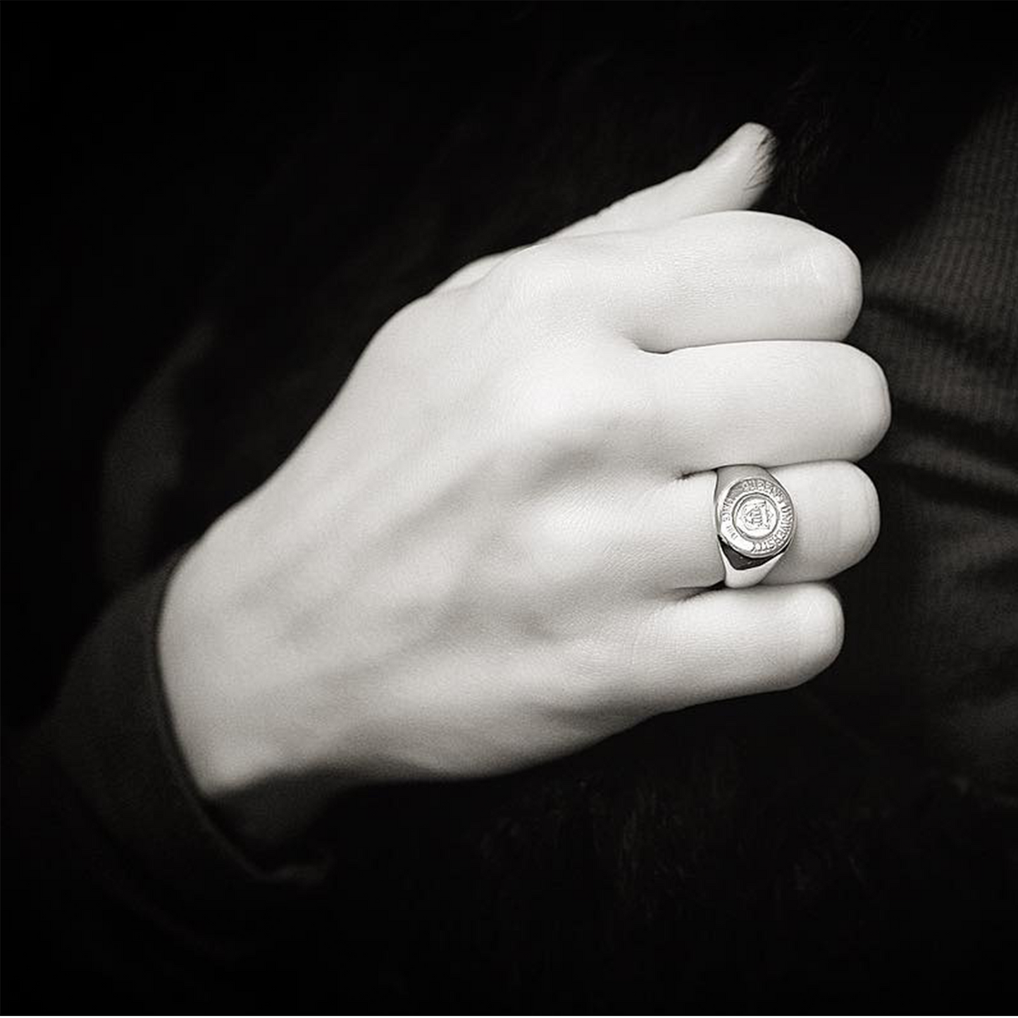 SIGNET RING